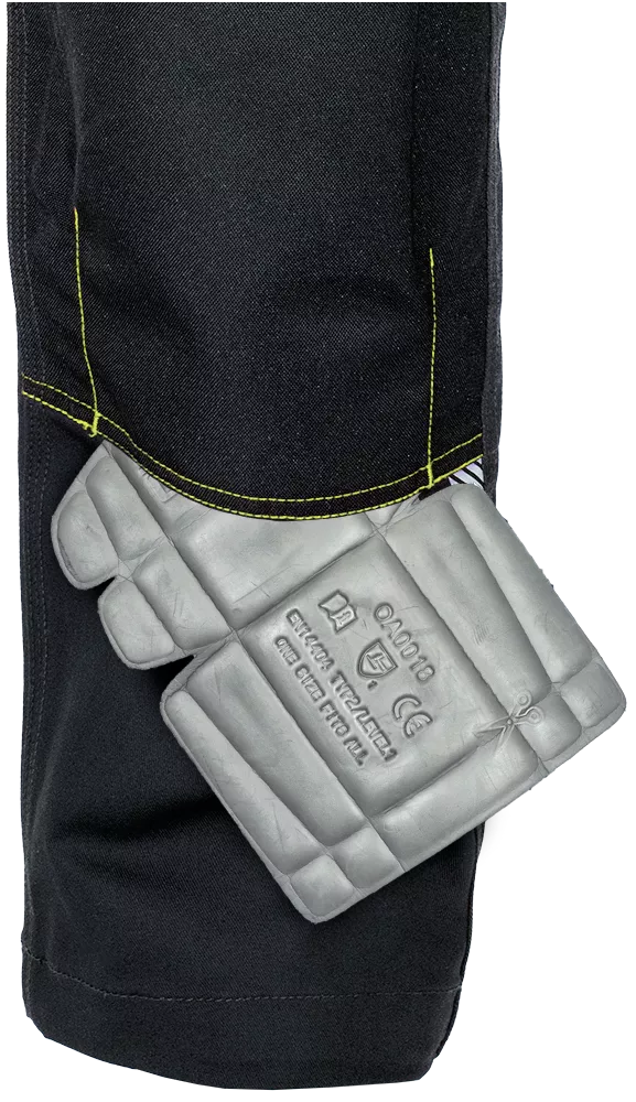 Detaliu buzunar pentru genunchiere al pantalonilor Cerva Emerton Stretch disponibil la Bunzl România
