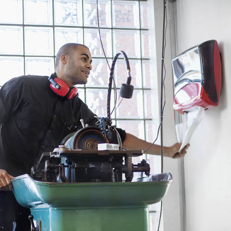 Tork dispenser de lavete pliate, roșu