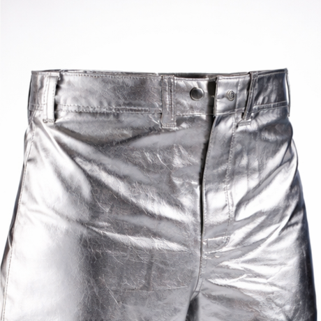 Detaliu inchidere pantaloni aluminizati JUTEC